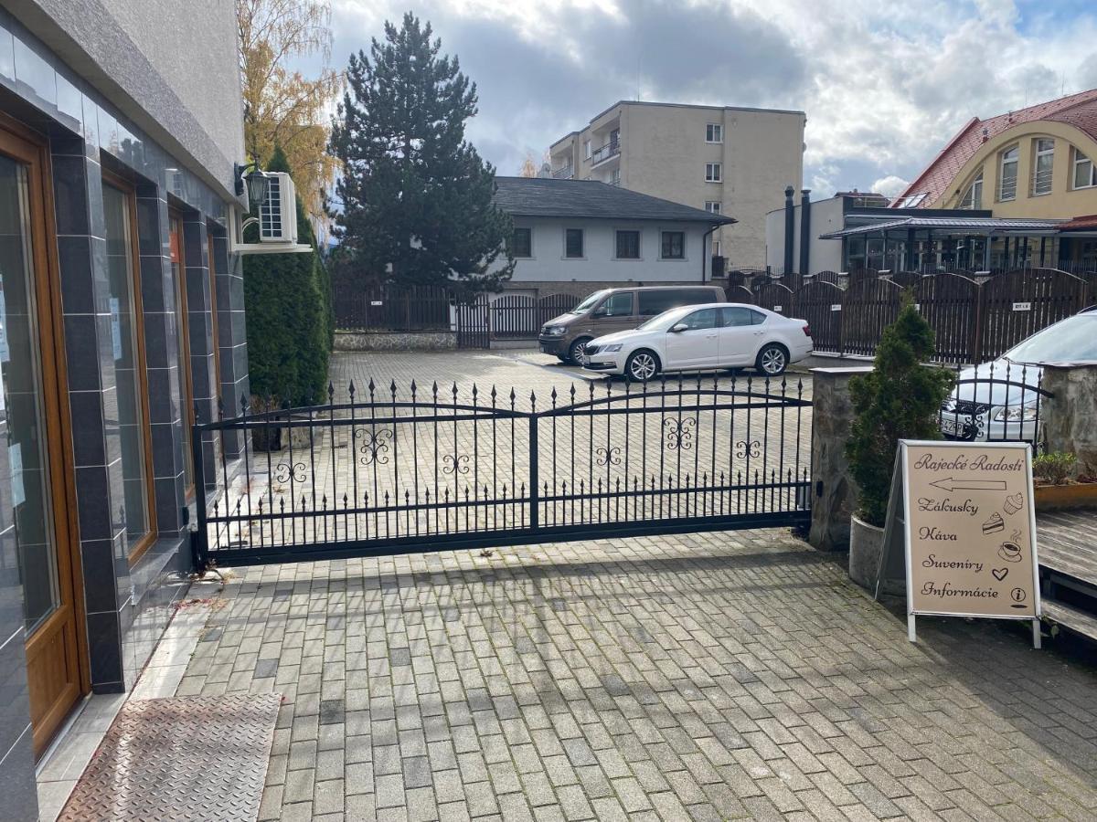 Apartman Posta Rajecké Teplice Eksteriør bilde